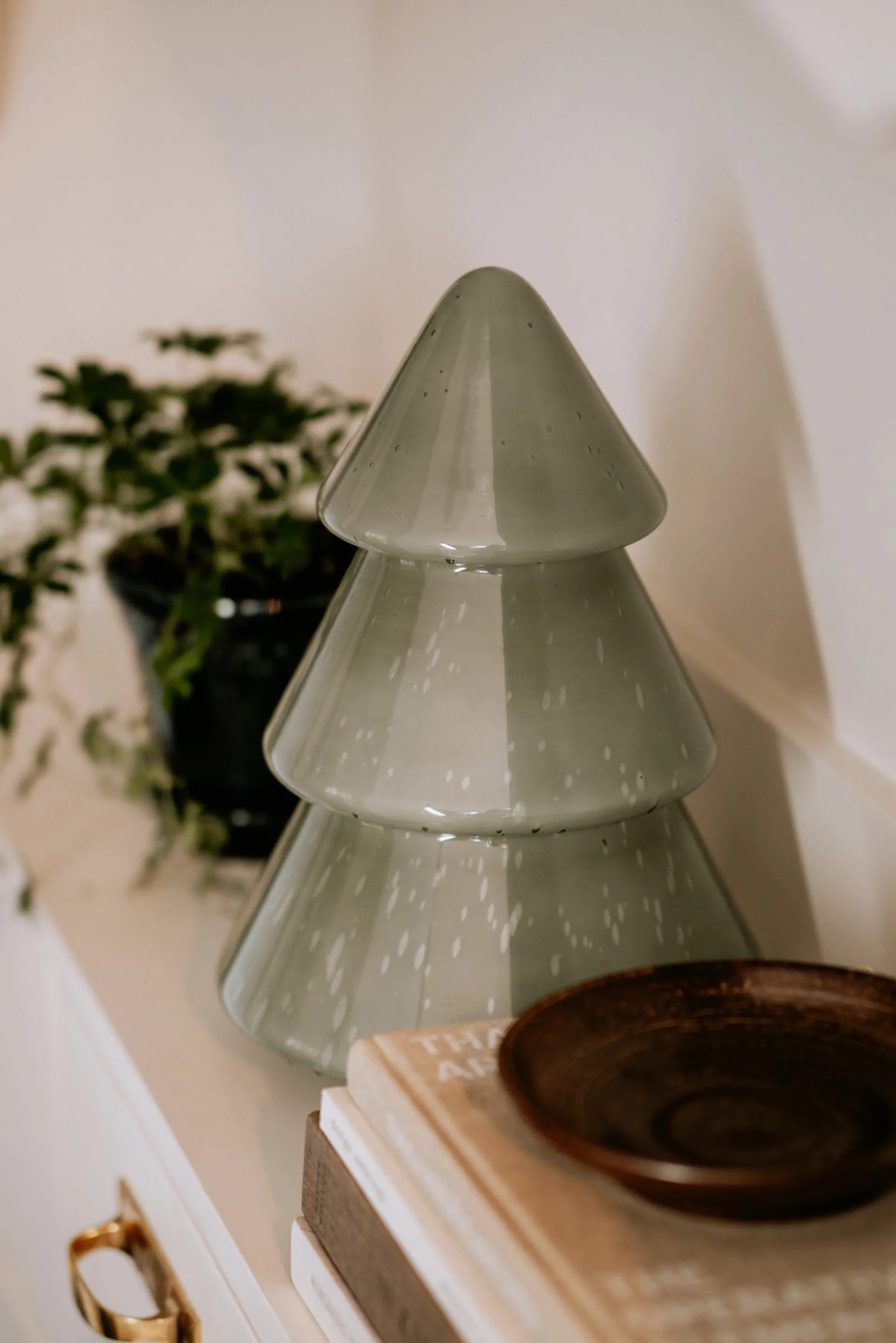 Lámpara de mesa Kvist 20, Verde Globen Lighting