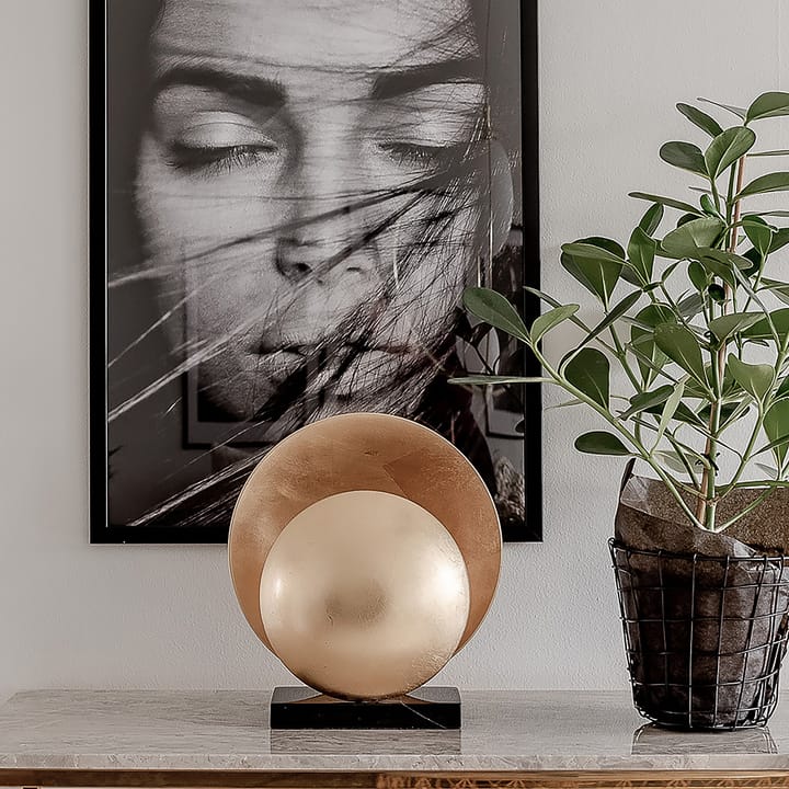 Lámpara de mesa Orbit, latón-negro Globen Lighting