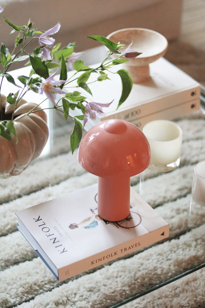 Lámpara de mesa portátil Buddy, Blush Globen Lighting