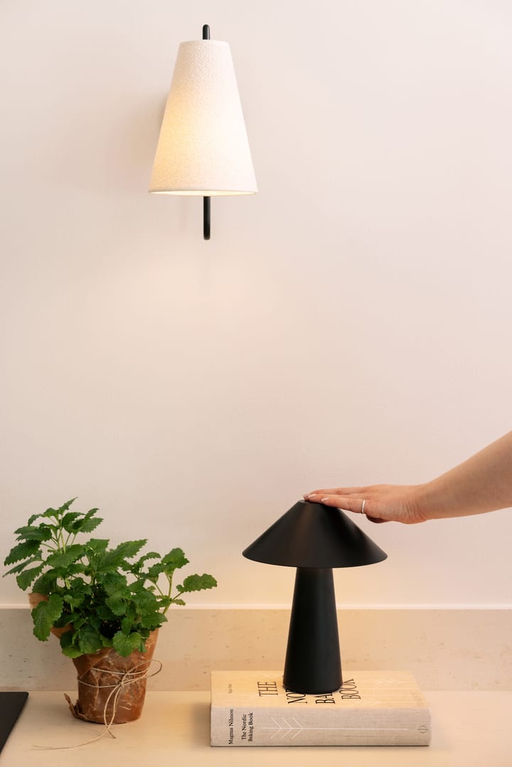 Lámpara de mesa portátil Cannes, Negro Globen Lighting