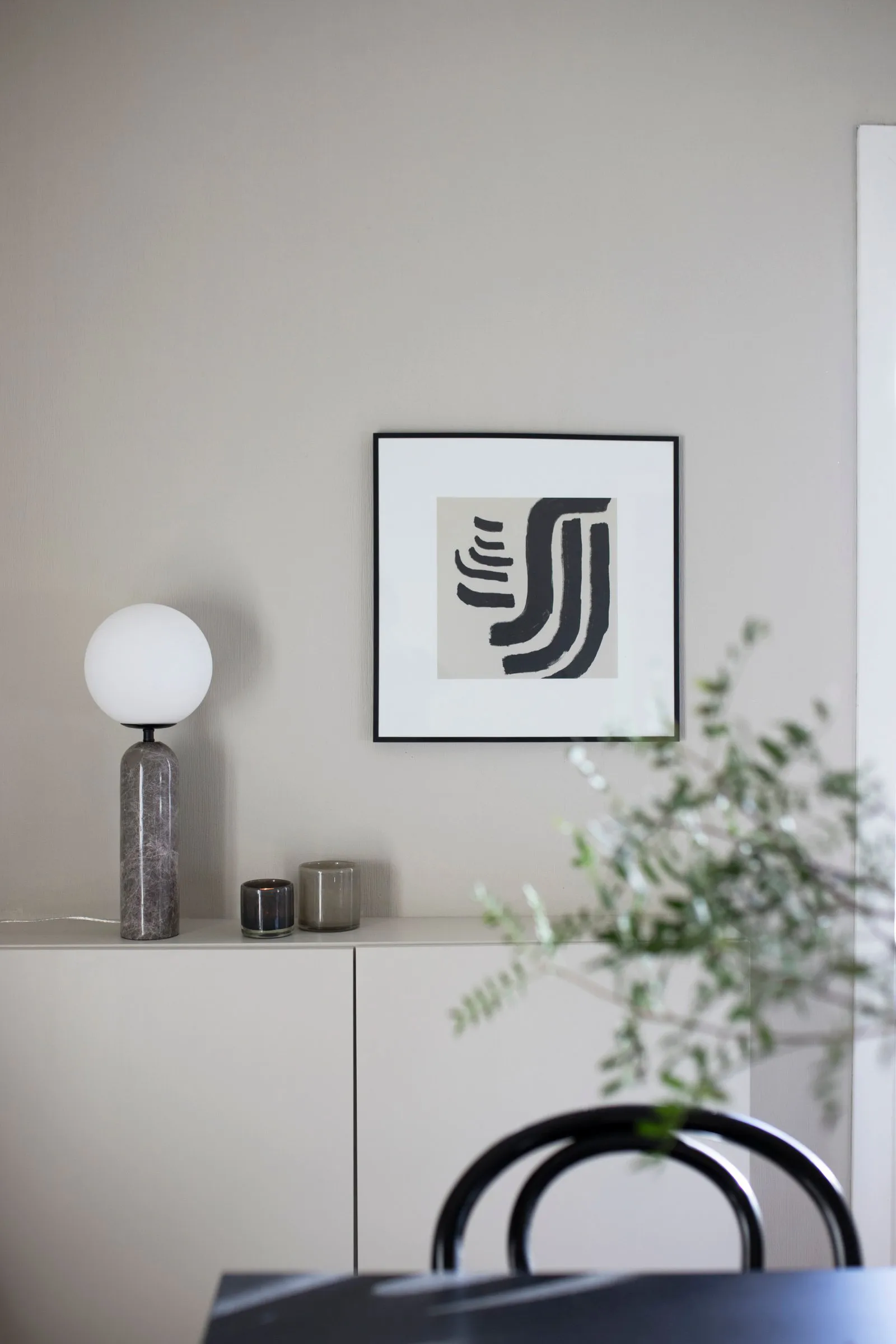 Lámpara de mesa Torrano, gris Globen Lighting