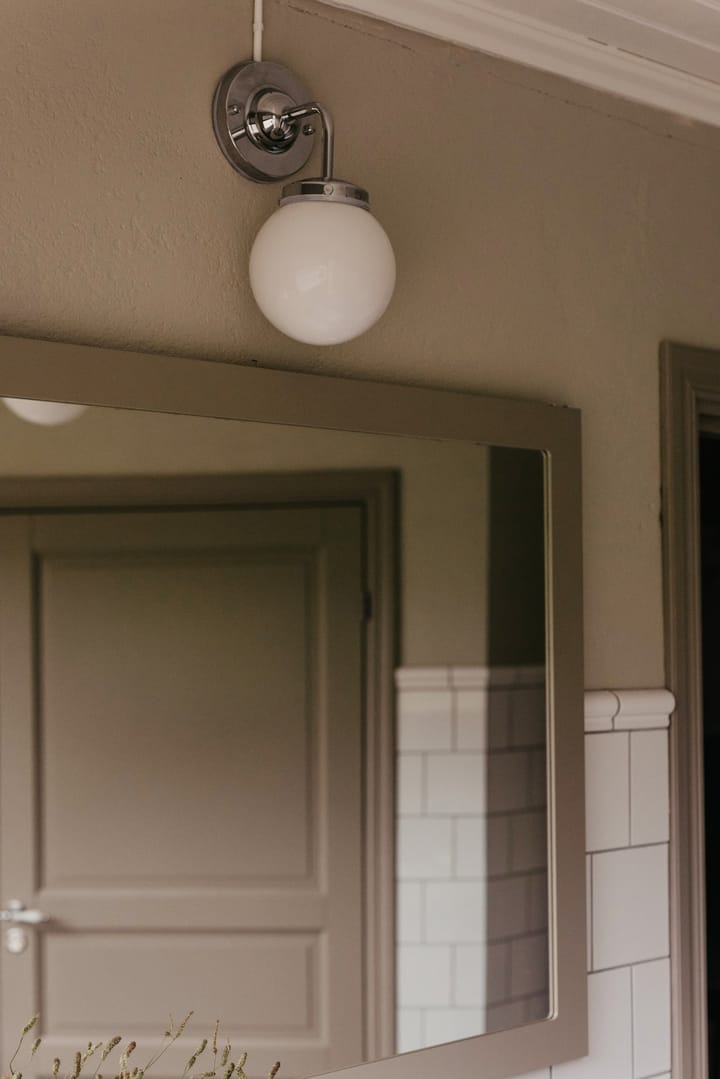 Lámpara de pared Alley 1 IP44, Cromo-blanco Globen Lighting