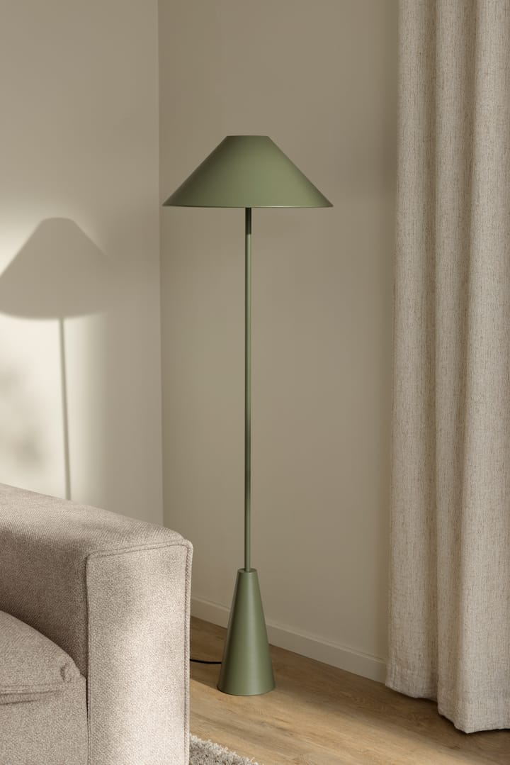 Lámpara de pie Cannes 140 cm, Verde musgo Globen Lighting
