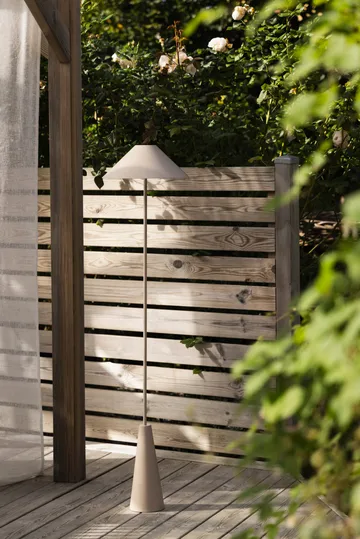 Lámpara de pie portátil Cannes - Barro - Globen Lighting