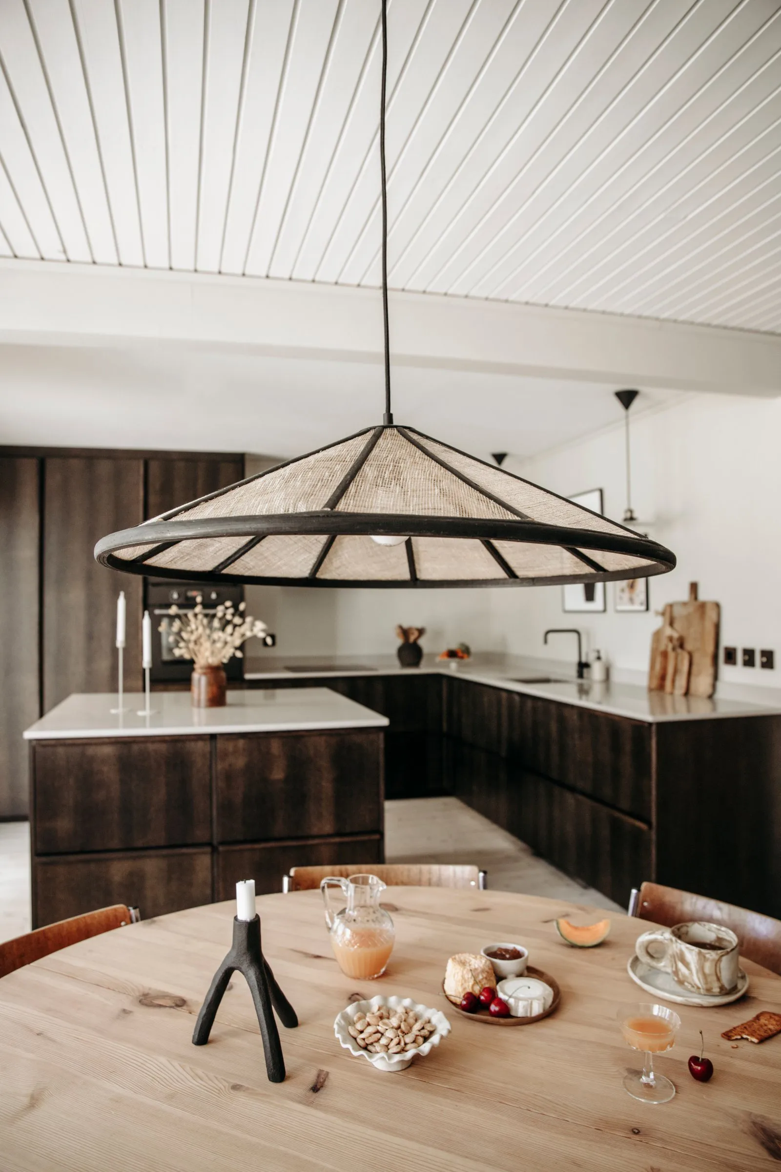 Lámpara de techo Akira Ø70 cm, Negro-crudo Globen Lighting