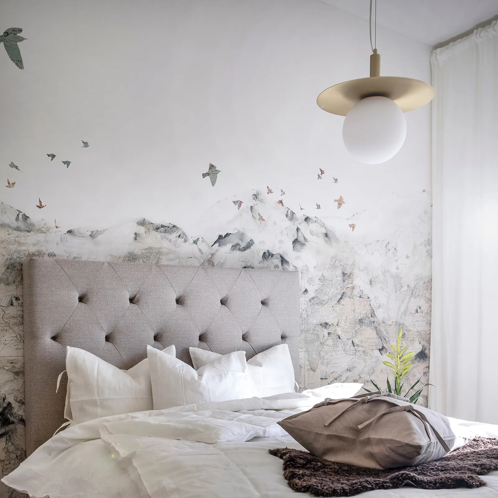 Lámpara de techo Art Deco, latón-vidrio opal Globen Lighting