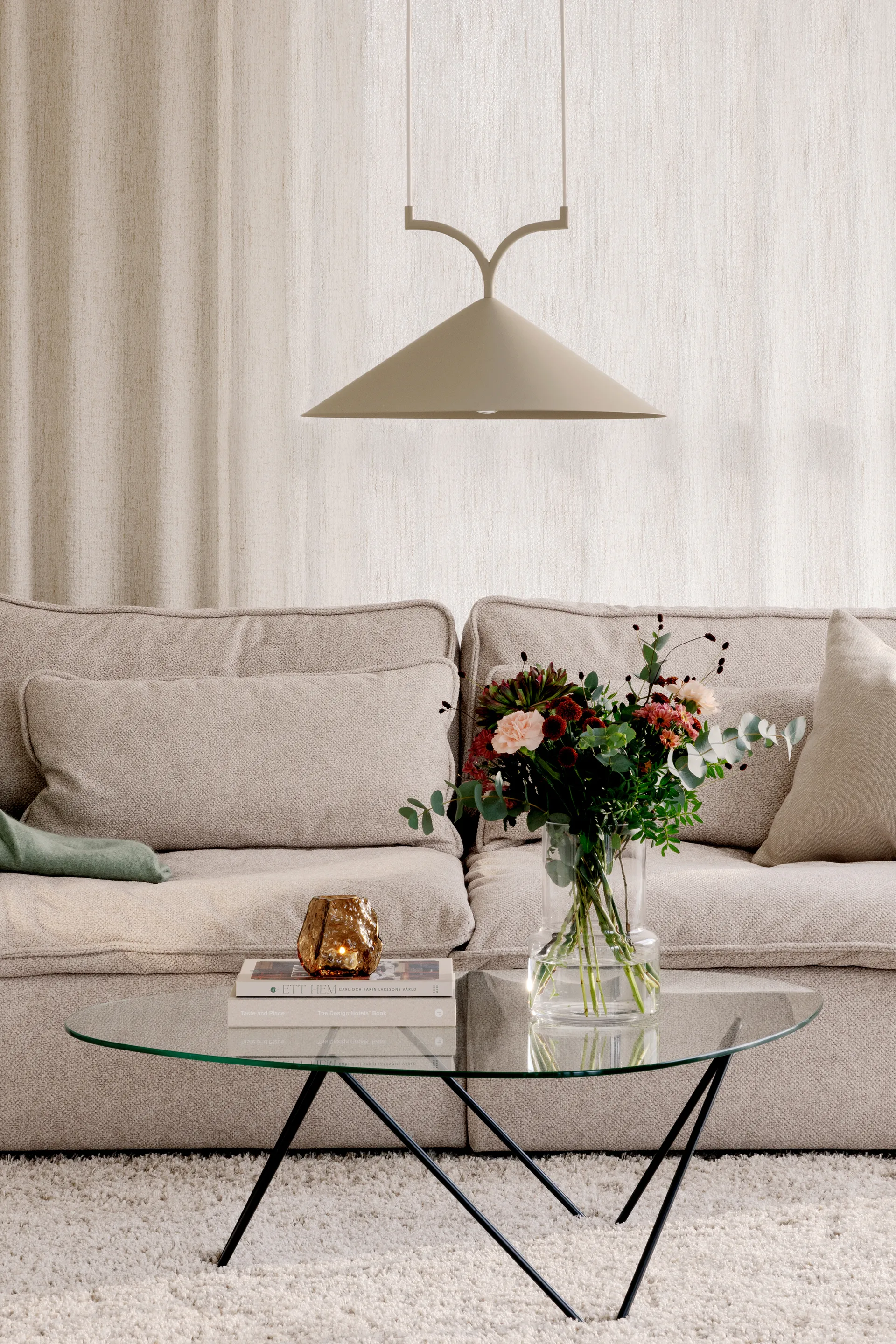 Lámpara de techo Curve 50, Beige Globen Lighting