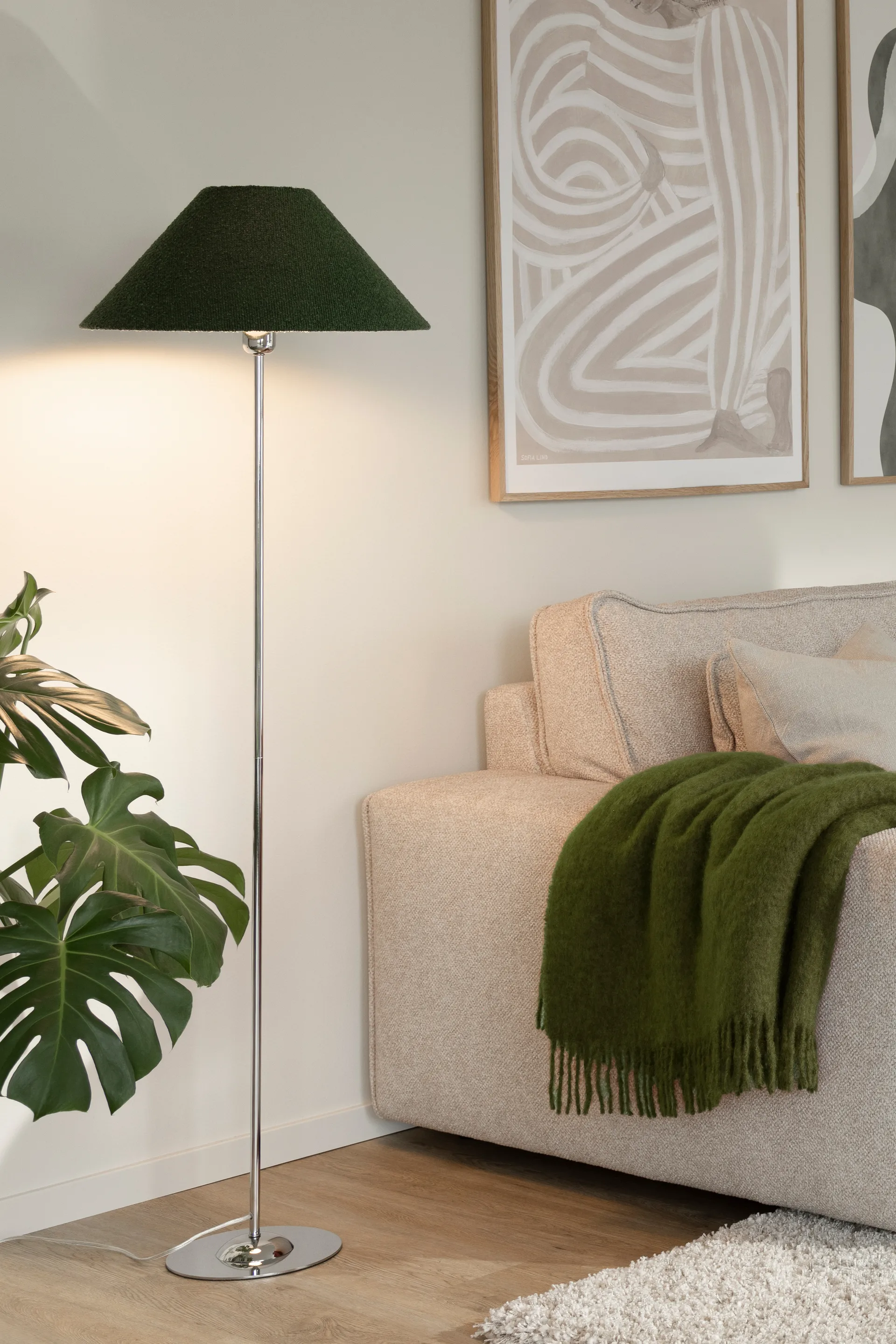 Pantalla de lámpara Iris 45, Bouclé musgo verde Globen Lighting