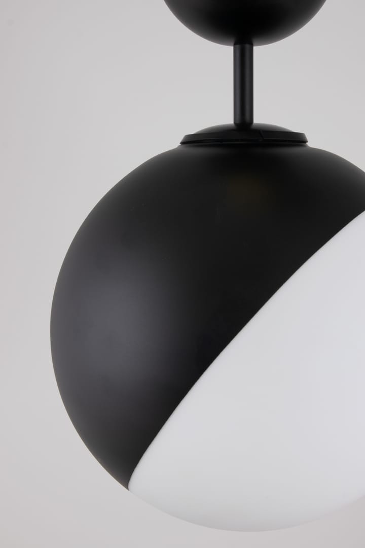 Plafón Contur Ø25 cm, negro-blanco Globen Lighting