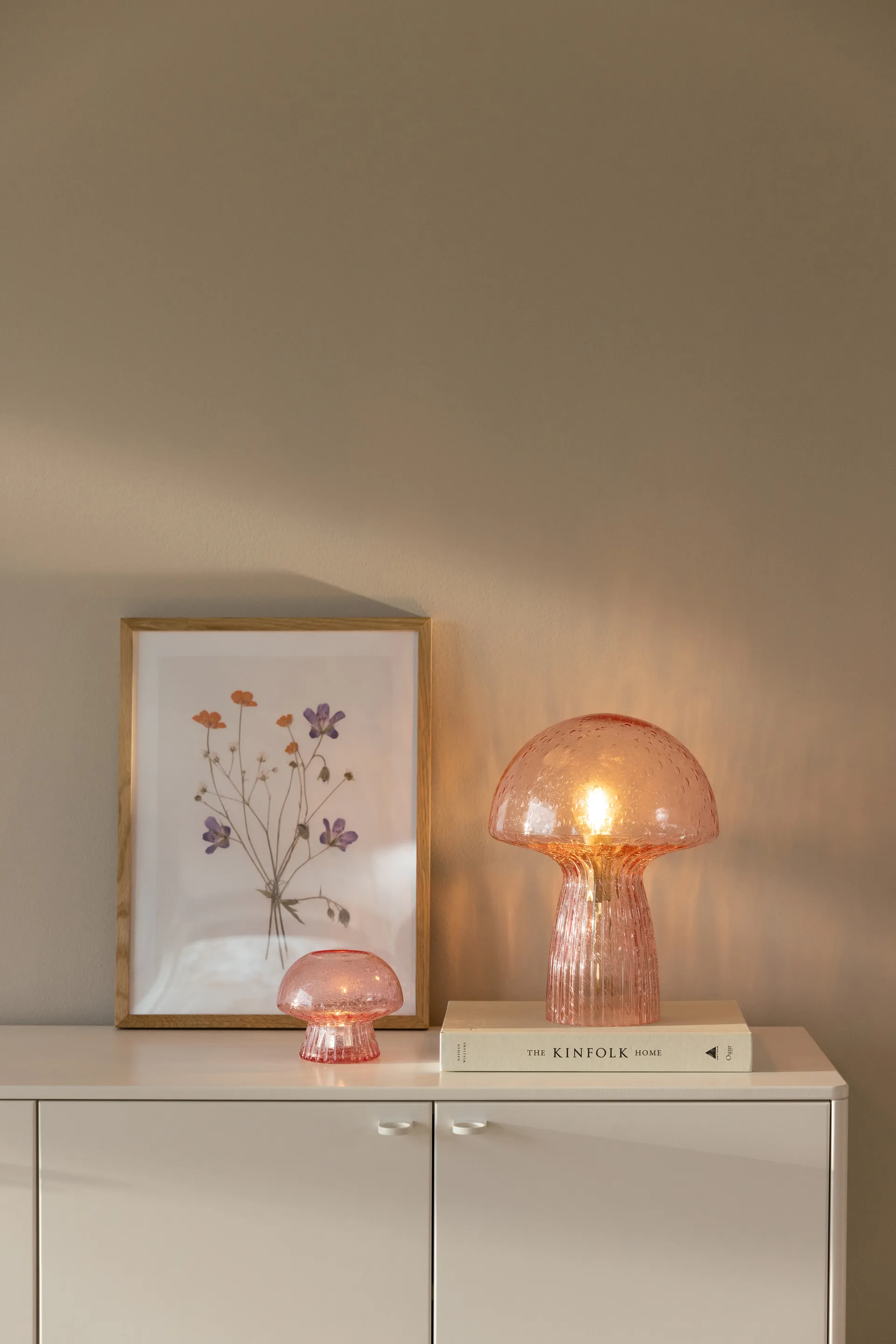 Portavelas para vela pequeña Fungo 12 Special Edition, Rosa Globen Lighting