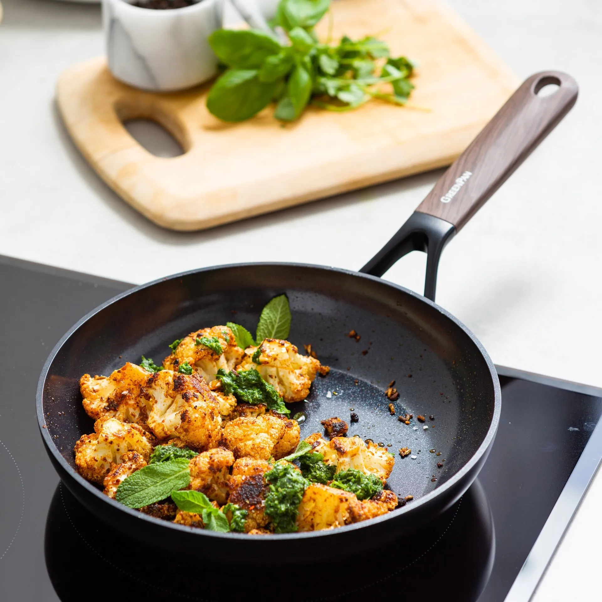 Sartén para freír Eco Smartshape 24 cm, Dark wood GreenPan