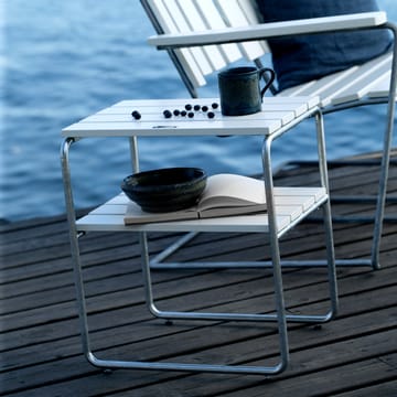 Mesa auxiliar Grythyttan - Roble lacado blanco-estructura galvanizada en caliente - Grythyttan Stålmöbler