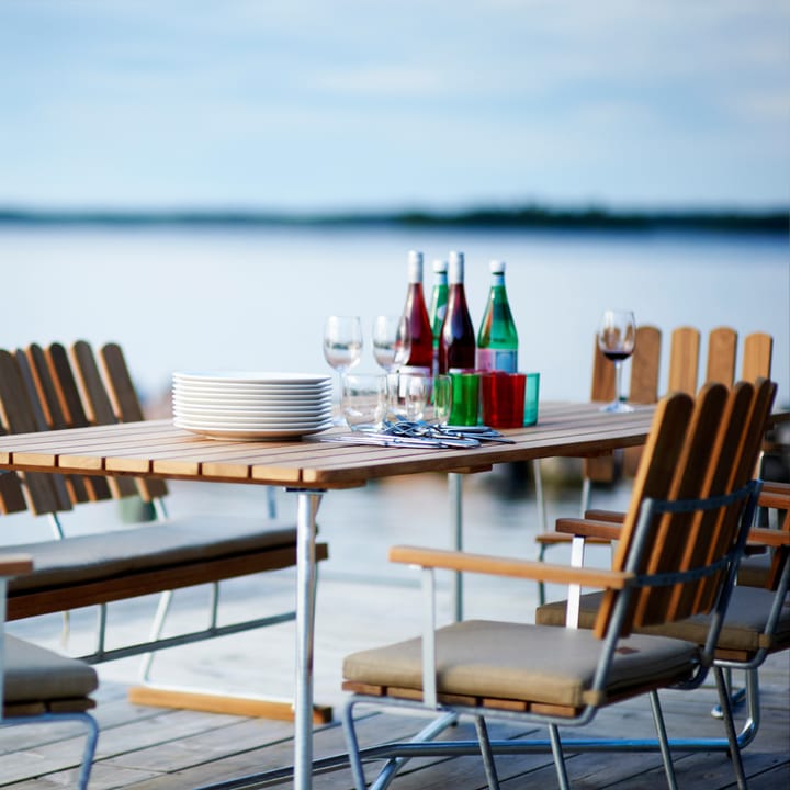 Mesa B25A, Teca-estructura galvanizada en caliente Grythyttan Stålmöbler