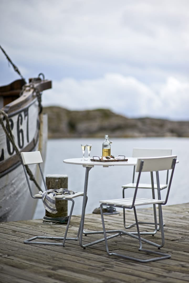 Mesa de comedor 9A, Roble lacado en blanco Ø100 cm Grythyttan Stålmöbler