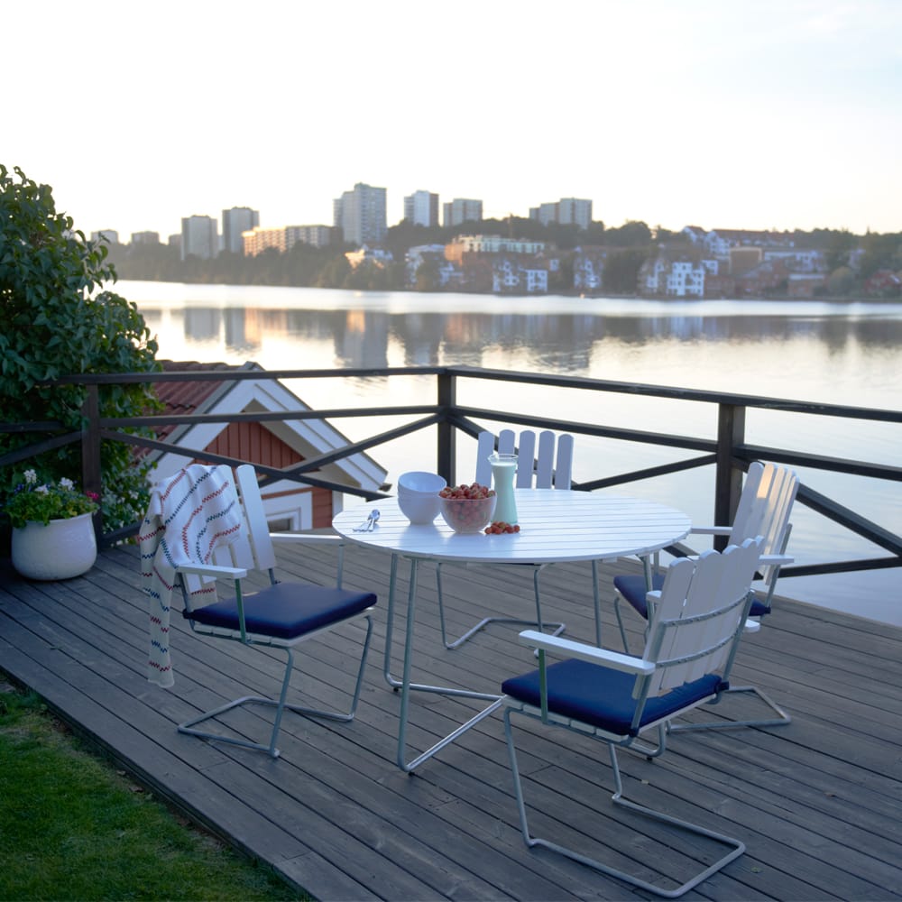 Mesa de comedor 9A, Roble lacado en blanco ø120 cm Grythyttan Stålmöbler