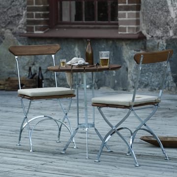 Mesa de tres patas Bryggeri - Teca-estructura galvanizada en caliente - Grythyttan Stålmöbler