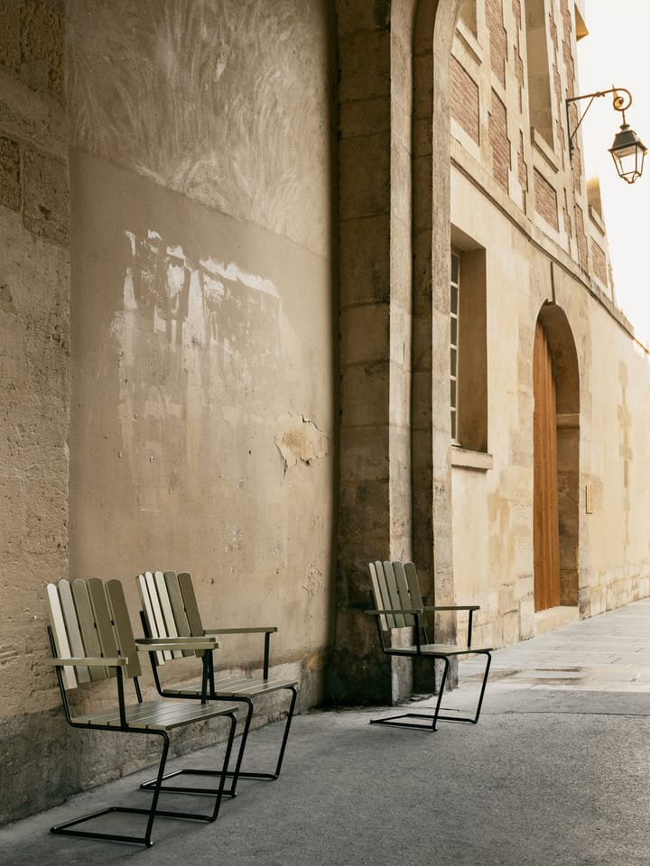 Sillón A2, Verde claro roble-negro Grythyttan Stålmöbler