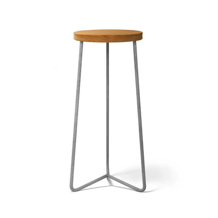 Taburete V-1 - Teca-estructura de acero galvanizado en caliente, 63 cm - Grythyttan Stålmöbler