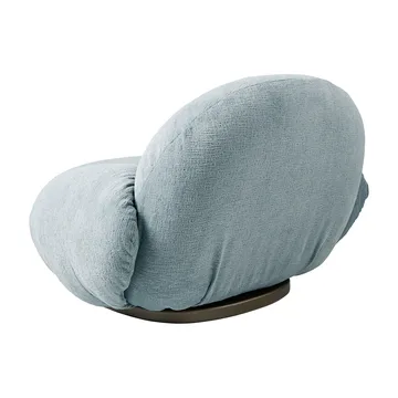 Butaca Lounge con reposabrazos Pacha - Mumble 10-pearl gold - GUBI