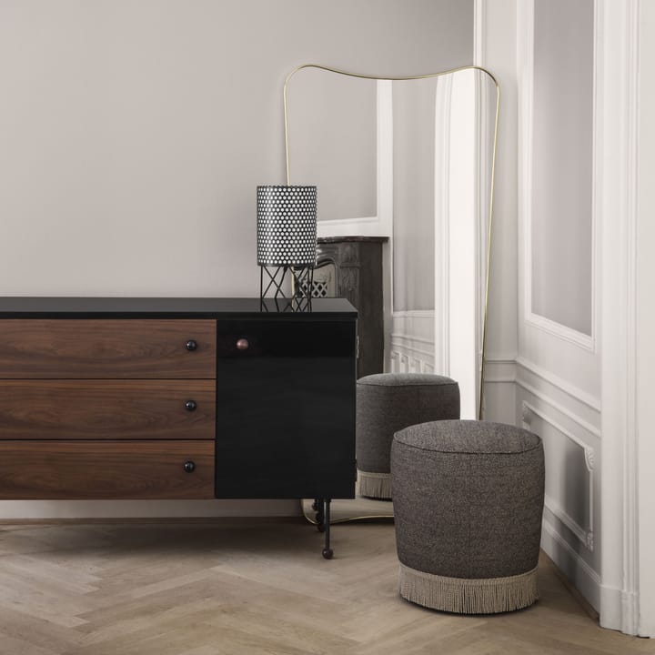 Cómoda 62 Dresser, American walnut, 3 cajones GUBI