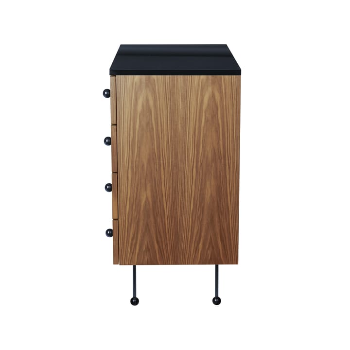 Cómoda 62 Dresser - American walnut, 4 cajones - GUBI