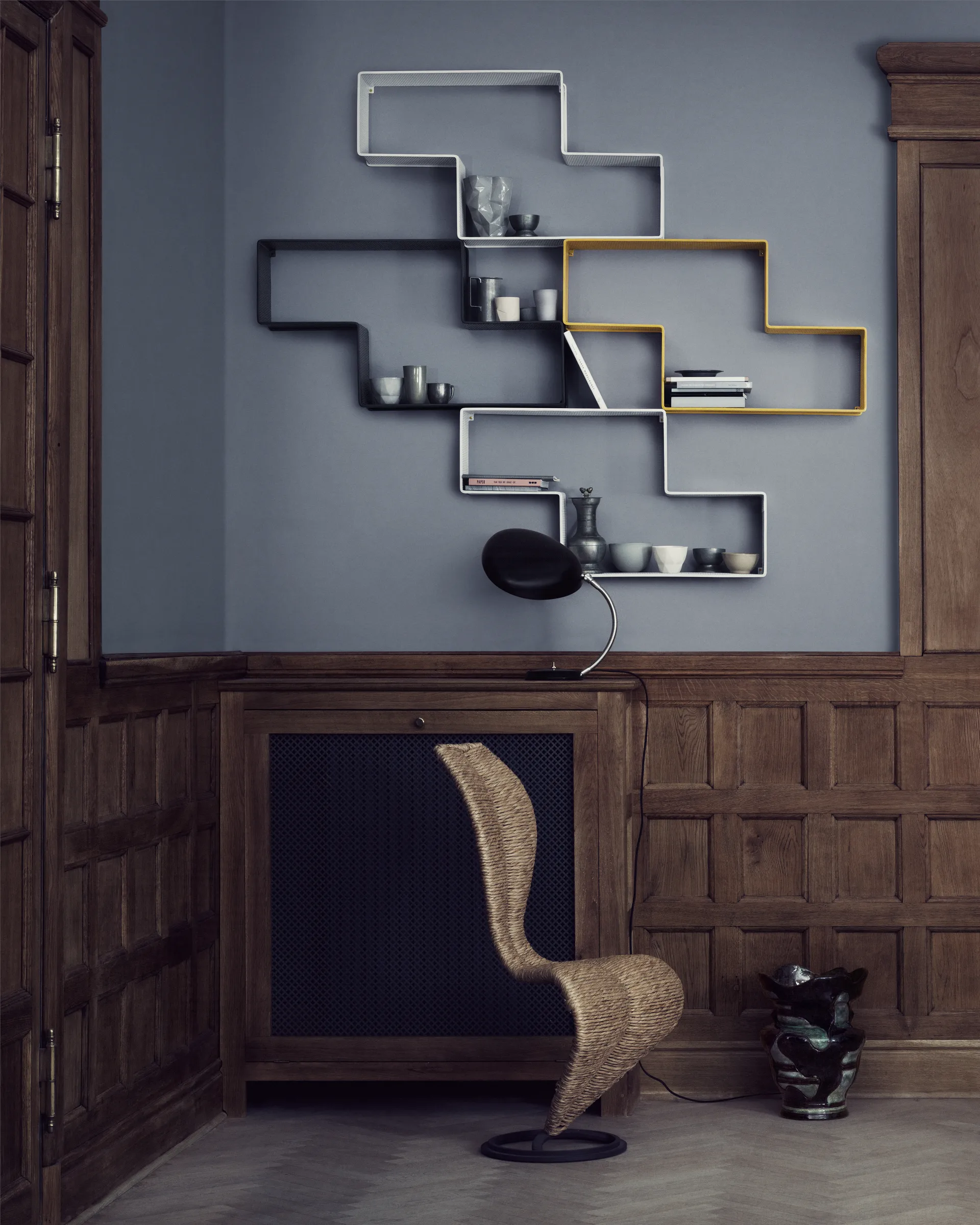 Estantería Matégot Dedal, Cream White Semi Matt GUBI