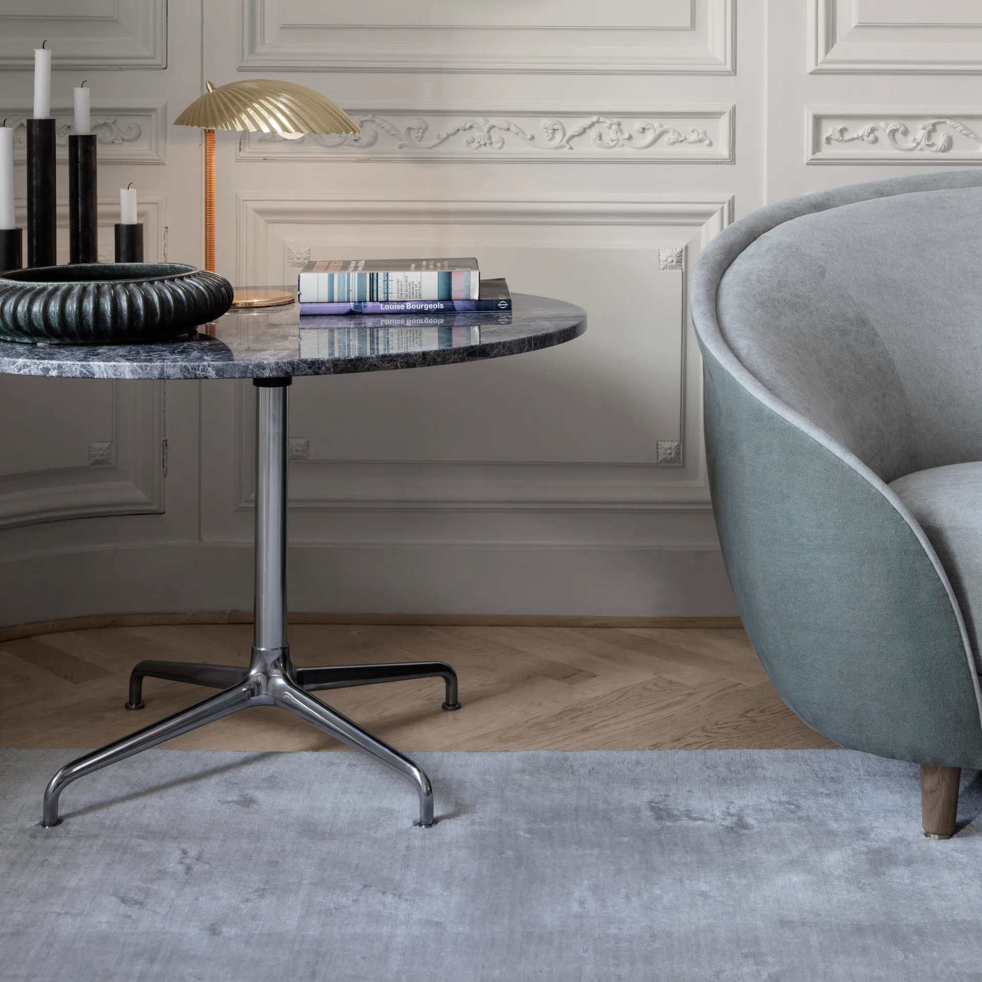 Lámpara de mesa 5321, latón GUBI