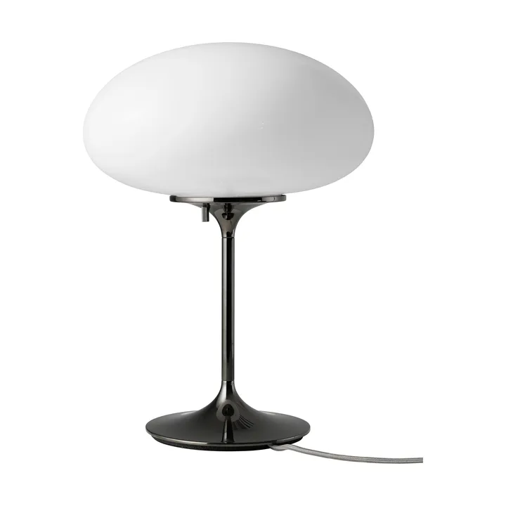 Lámpara de mesa Stemlite - Cromo negro-vidrio opal, 42 cm - GUBI