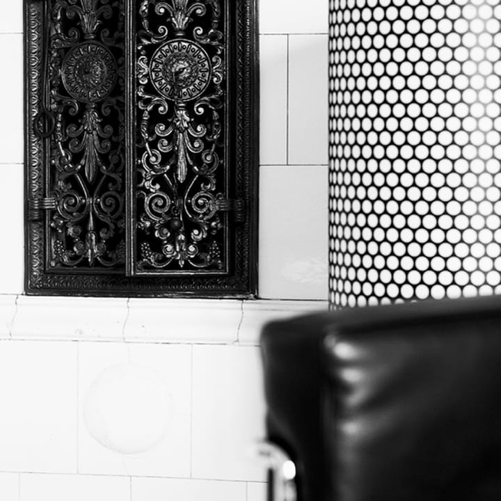 Lámpara de pie Pedrera PD2, Black GUBI