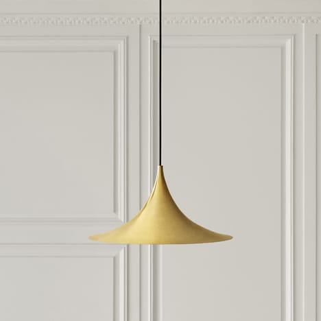 Lámpara de techo Semi Ø 30cm, Polished brass GUBI