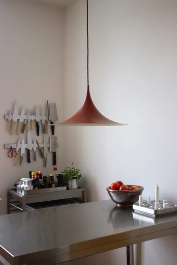 Lámpara de techo Semi Ø 47cm - Special Edition Auburn Red semi matt - GUBI