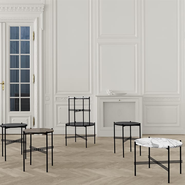Mesa auxiliar TS con patas de bronce Ø 55 cm, Mármol negro GUBI