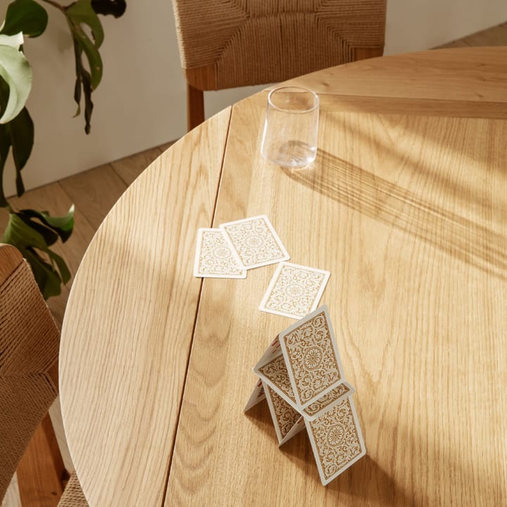 Mesa B-Table, Oak matt lacqured GUBI