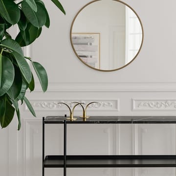 Mesa consola TS 120x30x72 cm - Natural white travertine, base de latón, 2 estantes de mármol - GUBI