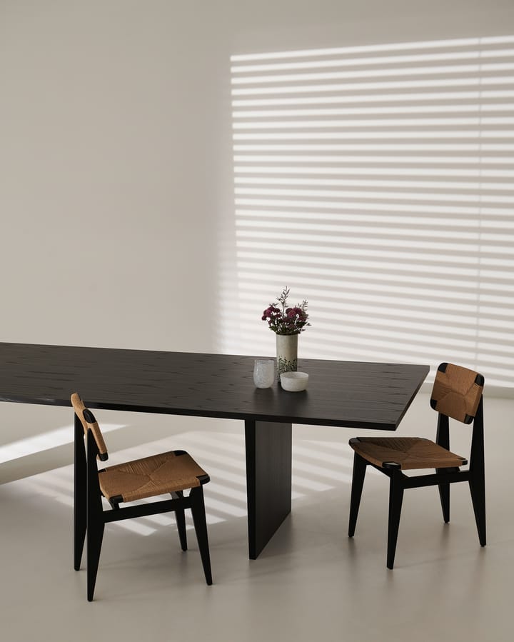 Mesa de comedor Private 100x320 cm - Roble teñido de marrón-negro - GUBI