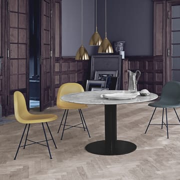 Mesa Gubi 2.0 - Marble white, ø110, base negra - GUBI