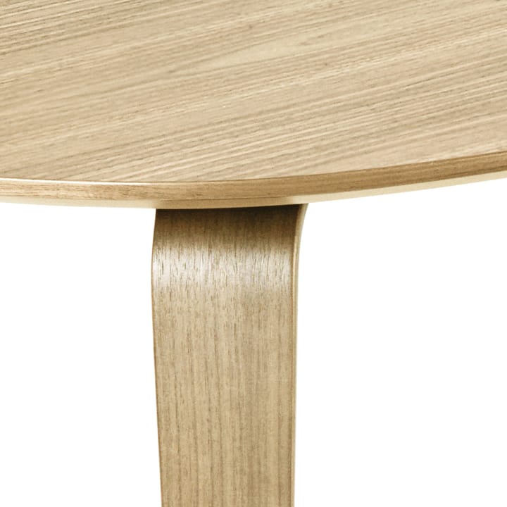 Mesa Gubi Elliptical, American walnut GUBI