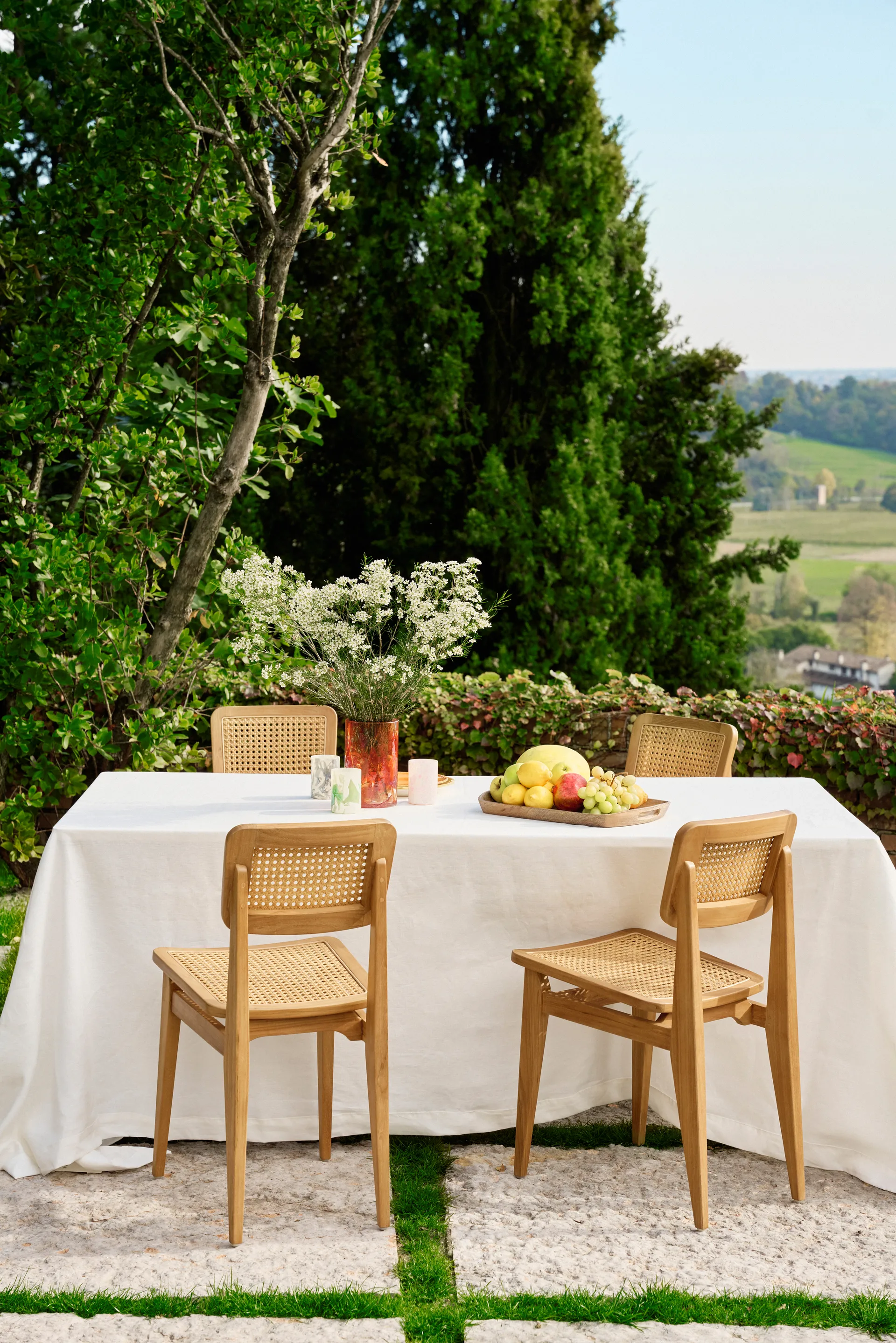 Silla C-chair Outdoor, Todo en caña francesa-teca natural GUBI