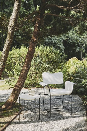Silla con reposabrazos Tropique - Black-Leslie 06 - GUBI