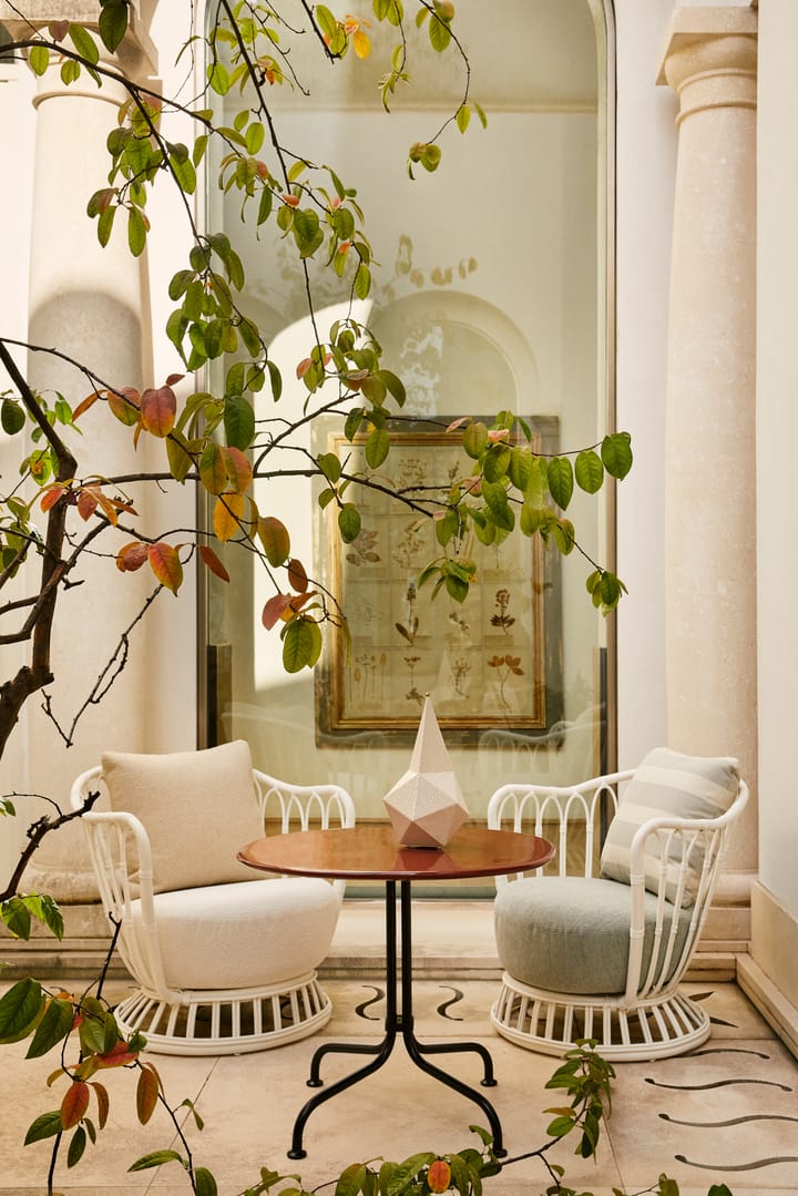 Sillón Grace Outdoor, Leslie Limonta 006-020-alabaster white GUBI