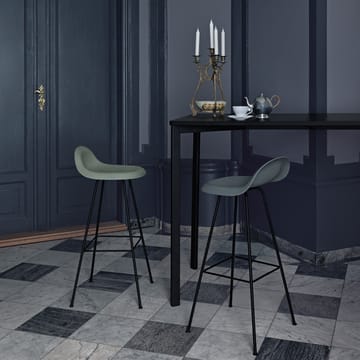 Taburete bar Gubi 3D alto - Black, patas de acero en negro - GUBI