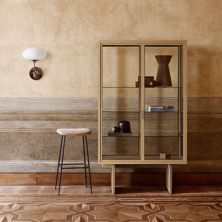 Vitrina Private, Vidrio, marrón-roble teñido de negro GUBI
