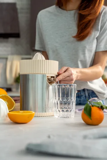 Exprimidor eléctrico Sous Chef - Cream - Guzzini