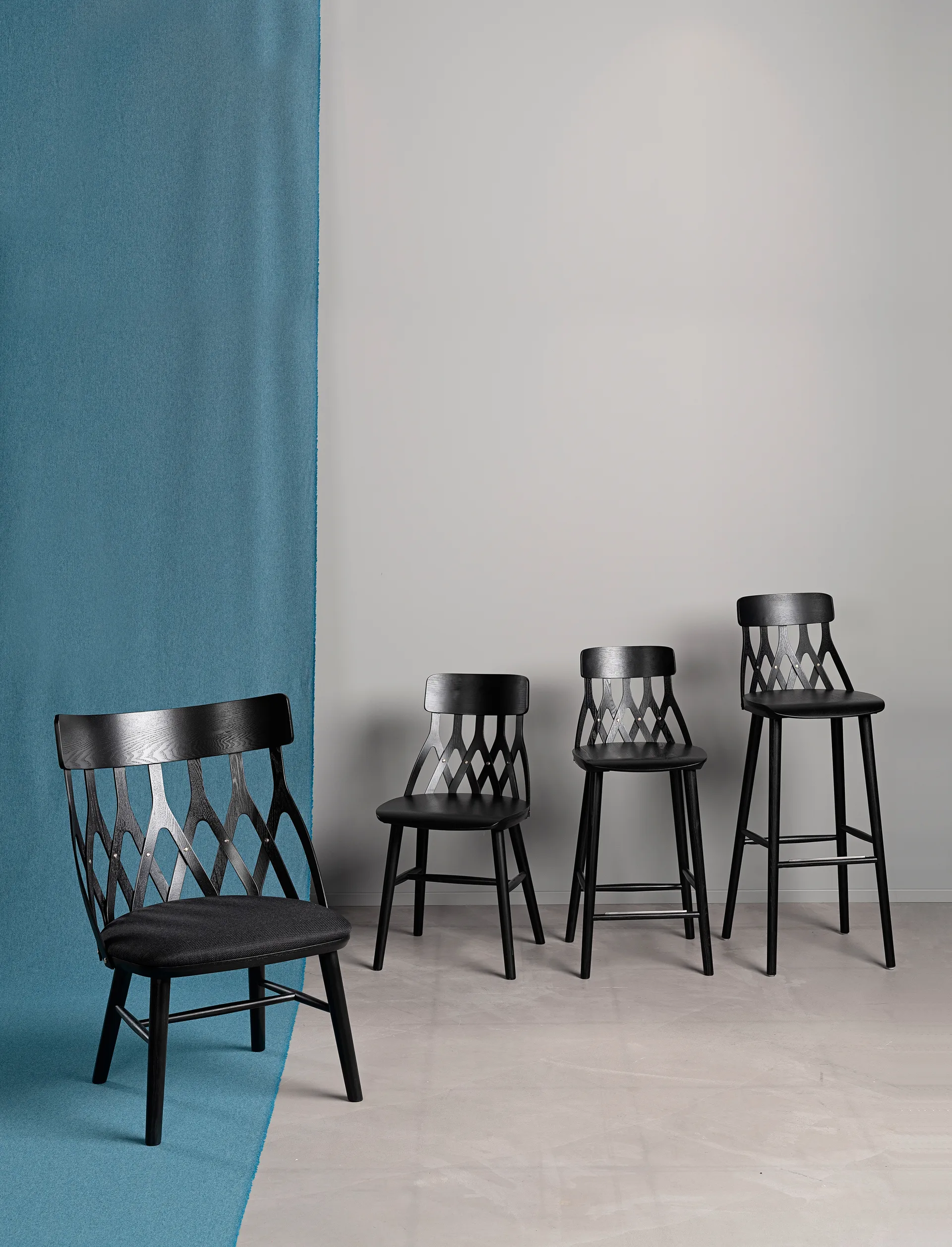 Sillón Y5, Barniz negro-cojín negro Hans K