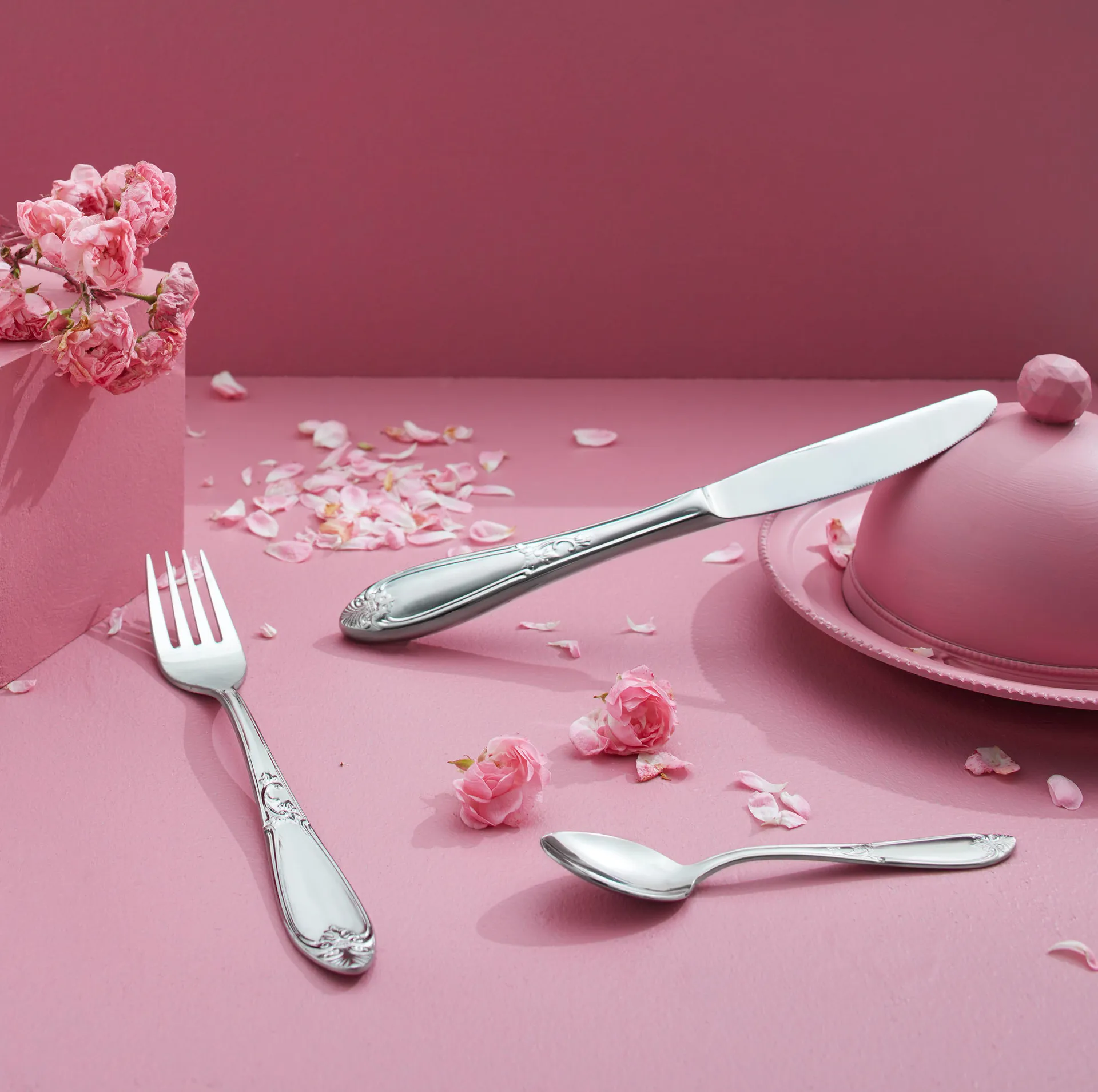 4 Cubiertos Nina, Cuchillo de mesa Hardanger Bestikk