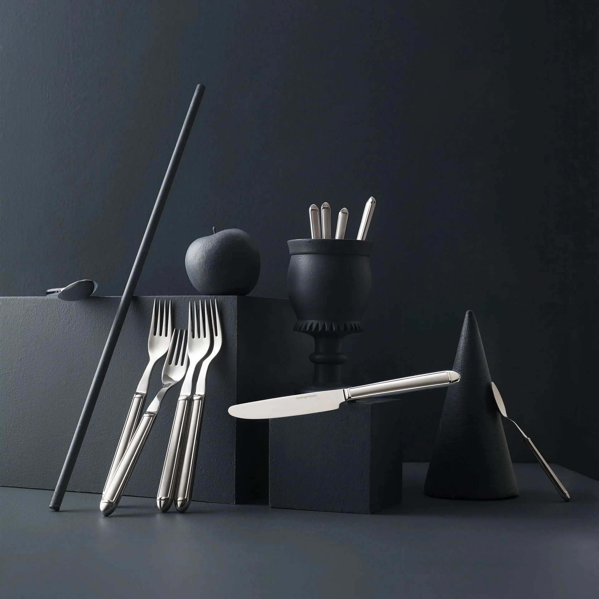 Cubertería Nora 24 piezas, acero inoxidable Hardanger Bestikk