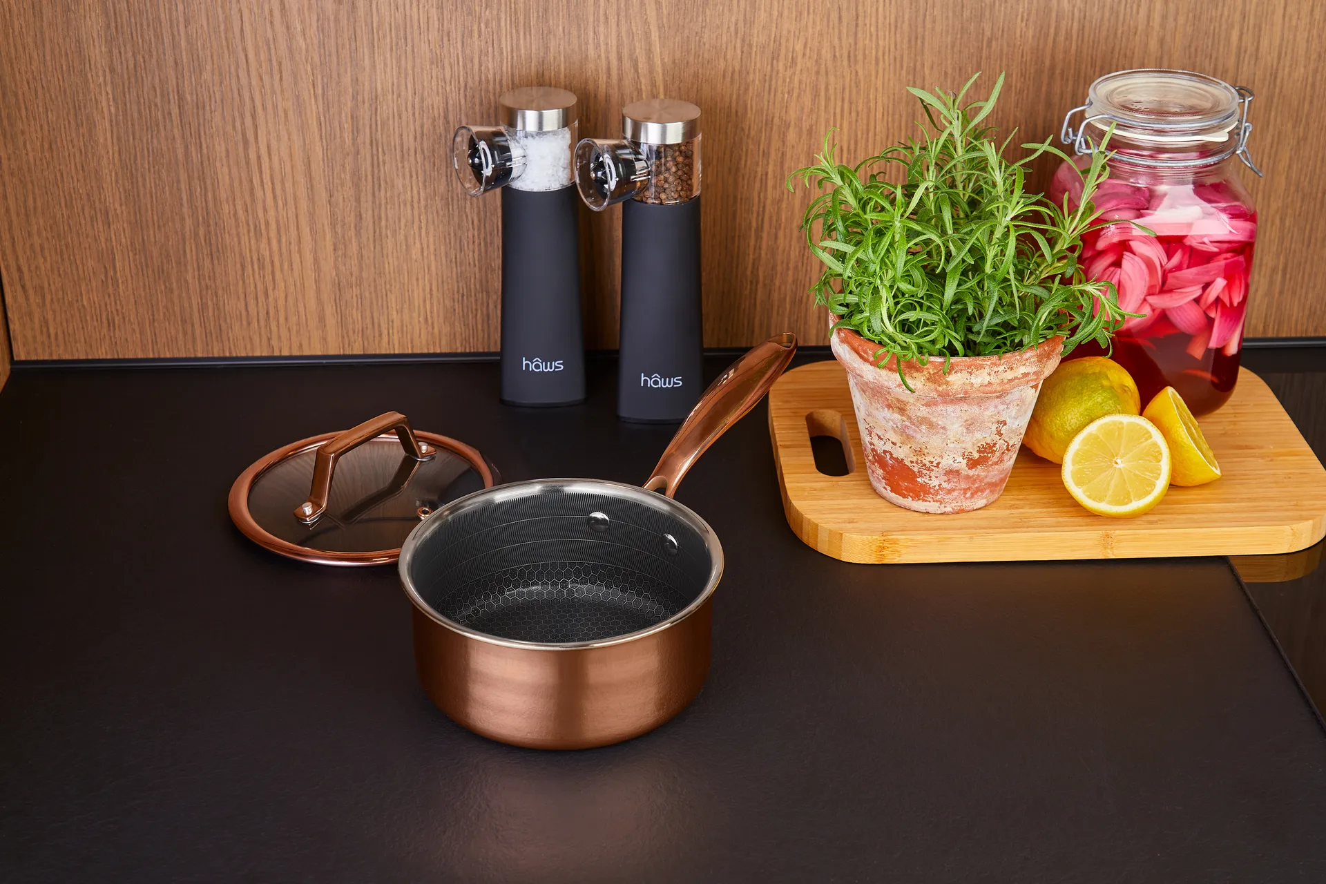 Cacerola con tapa con recubrimiento hybrid coating Hâws Santo 1,5 L, Oro rosado Hâws