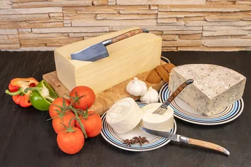 Cuchillos para queso Laguiole By Hâws, 3 piezas - Oliva - Hâws