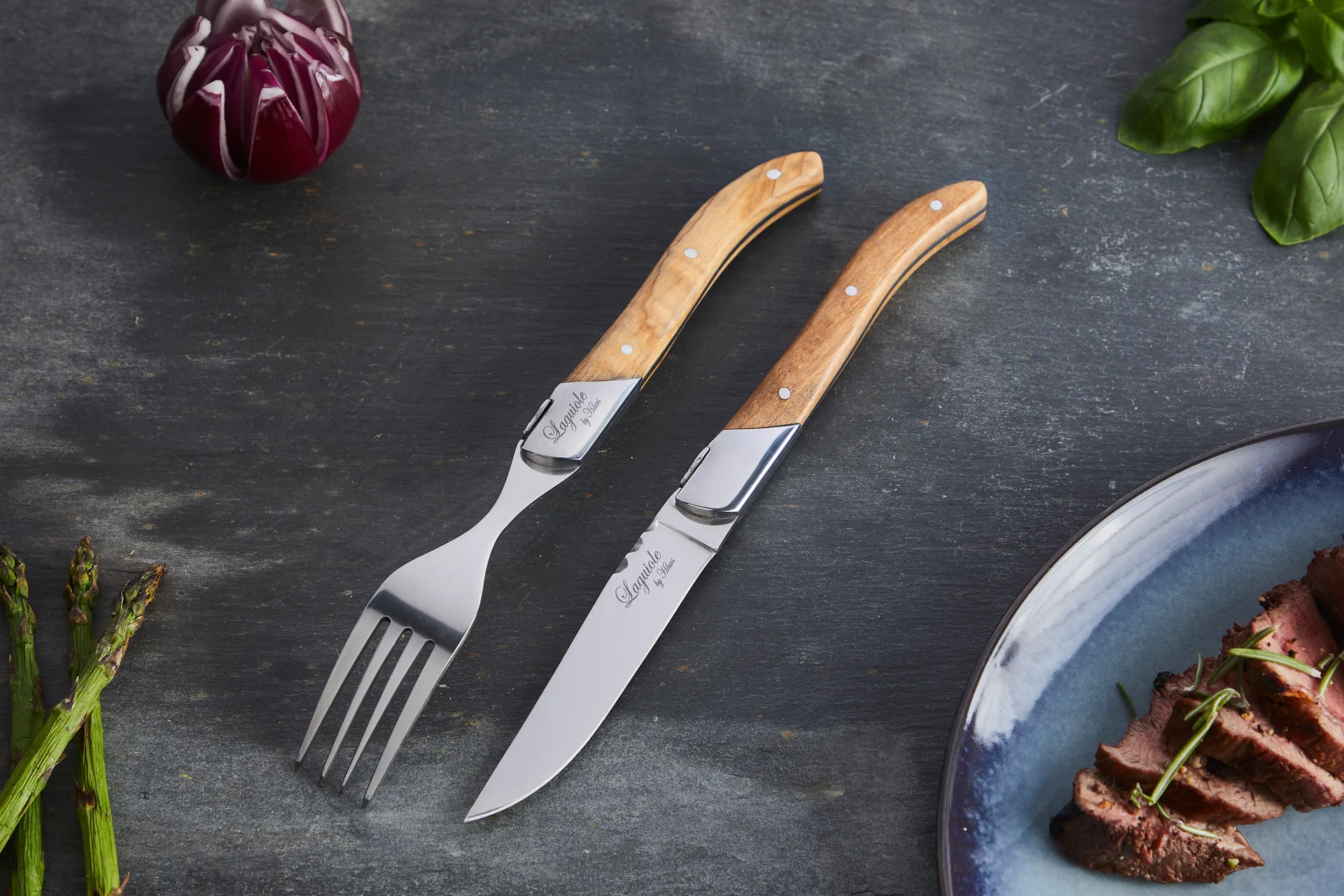 Set de 12 cubiertos para barbacoa Laguiole By Hâws, Oliva Hâws