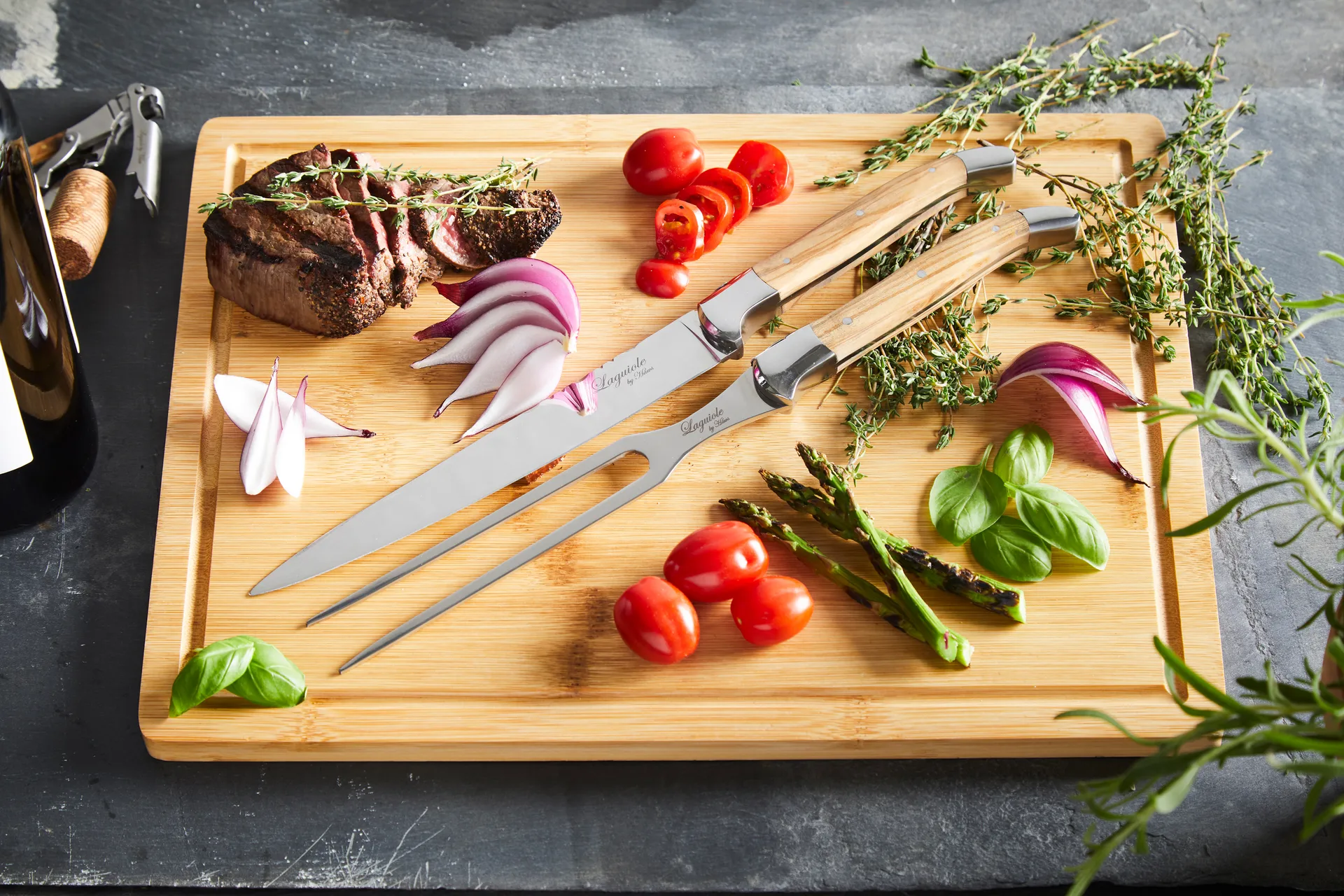 Set de trinchar con tabla de cortar Laguiole By Hâws, 3 piezas, Oliva Hâws